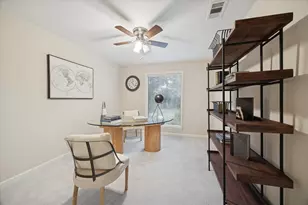 19 Thornhill Oaks Dr, Houston, TX 77015 - Photo 4