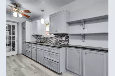 7210 Pine Grove Drive, Houston, TX 77092 - Photo 18