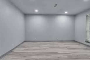 7210 Pine Grove Dr, Houston, TX 77092 - Photo 8