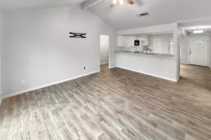 12019 New Brunswick Dr, Houston, TX 77089 - Photo 10