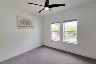 5019 Creekmont Dr, Houston, TX 77091 - Photo 22