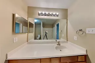 8030 Echinacea Dr, Baytown, TX 77521 - Photo 10