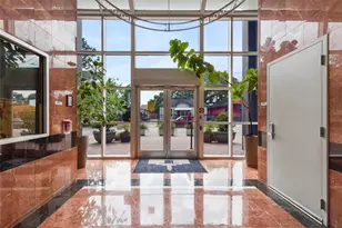 3311 Yupon St, Houston, TX 77006 - Photo 2