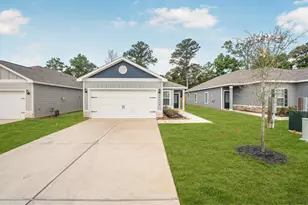 15419 Maple Ter Dr, Conroe, TX 77303 - Photo 2