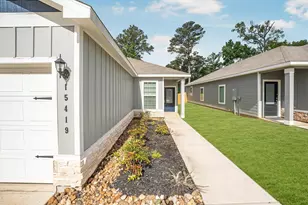 15419 Maple Ter Dr, Conroe, TX 77303 - Photo 4