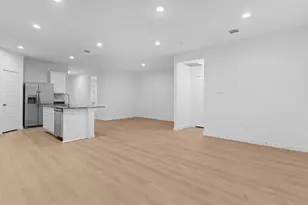 9018 Rose Water Trl, Rosharon, TX 77583 - Photo 16