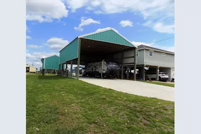 3569 County Road 202, Sargent, TX 77414 - Photo 2