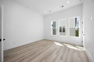 6735 Peerless St, Houston, TX 77021 - Photo 18