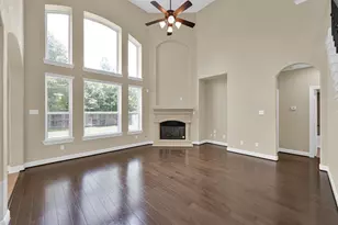 106 N Pinto Point Cir, Spring, TX 77389 - Photo 14