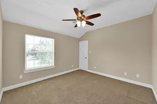 106 N Pinto Point Cir, Spring, TX 77389 - Photo 28