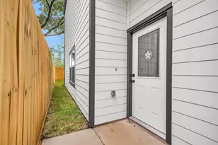 6918 Dumble St, Houston, TX 77021 - Photo 4