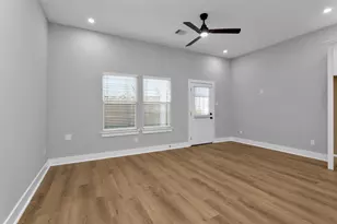 6918 Dumble St, Houston, TX 77021 - Photo 8