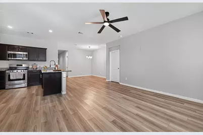 7806 London Tower Lane, Houston, TX 77044 - Photo 8