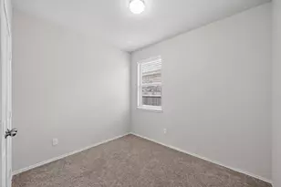 7806 London Tower Ln, Houston, TX 77044 - Photo 18
