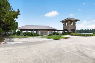7806 London Tower Ln, Houston, TX 77044 - Photo 32
