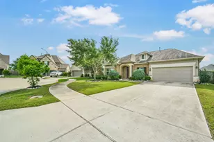 2214 Captain Davis Dr, Richmond, TX 77469 - Photo 2