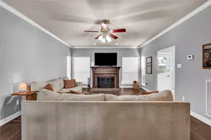 105 Thyme Trail, Lake Jackson, TX 77566 - Photo 6