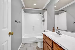 105 Thyme Trail, Lake Jackson, TX 77566 - Photo 28