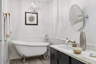 2555 Bering Dr, Houston, TX 77057 - Photo 14