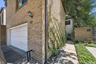 2555 Bering Dr, Houston, TX 77057 - Photo 22