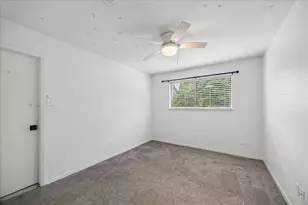 1 Sandlily Ct, The Woodlands, TX 77380 - Photo 20
