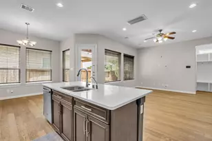 10004 Steeple Farms Dr, Houston, TX 77080 - Photo 8
