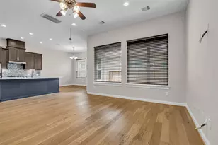 10004 Steeple Farms Dr, Houston, TX 77080 - Photo 16