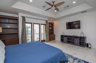 9410 Shady Ln Ct, Houston, TX 77063 - Photo 22