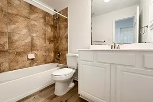 73 E Montfair Blvd, The Woodlands, TX 77382 - Photo 8