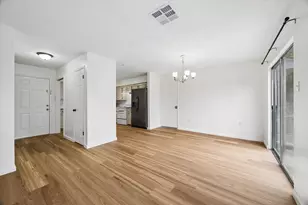 1600 Hazelwood, Conroe, TX 77301 - Photo 4