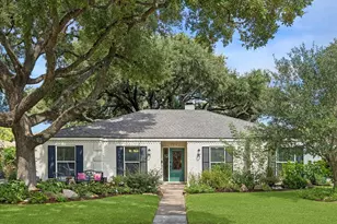 10814 Overbrook Ln, Houston, TX 77042 - Photo 2