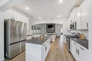 1734 Compass Rose Dr, Angleton, TX 77515 - Photo 10