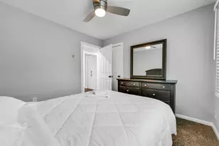 4842 Hummingbird St, Houston, TX 77035 - Photo 24