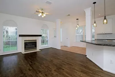 6902 Afton Woods Drive, Houston, TX 77055 - Photo 6