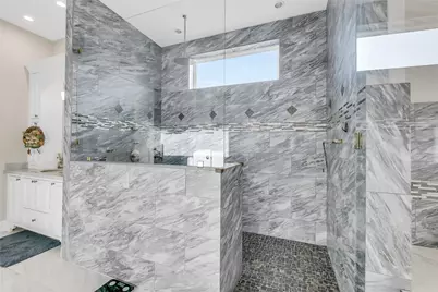 9761 Westview Drive, Houston, TX 77055 - Photo 20