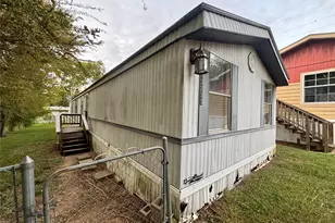 13233 Hilltop Ct, Willis, TX 77318 - Photo 1
