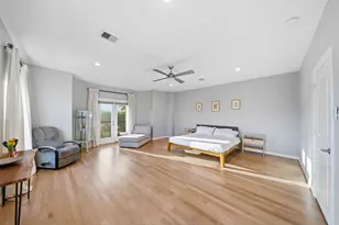 907 Lawrence St, Houston, TX 77008 - Photo 6