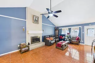 16207 N Meadow Dr, Houston, TX 77073 - Photo 10