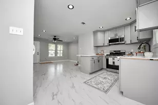4914 Angleton St, Houston, TX 77033 - Photo 24
