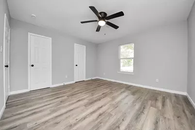4914 Angleton Street, Houston, TX 77033 - Photo 36