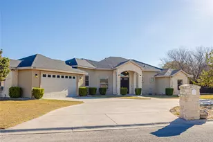 405 Silver Sage Dr, Del Rio, TX 78840 - Photo 2