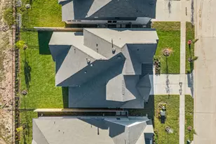 32445 Forktail Lk Dr, Fulshear, TX 77441 - Photo 4