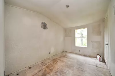 320 4th Street, San Leon, TX 77539 - Photo 16