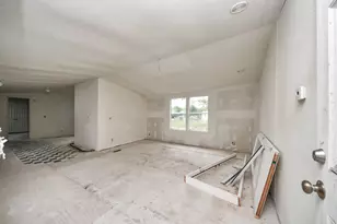 320 4th St, San Leon, TX 77539 - Photo 2