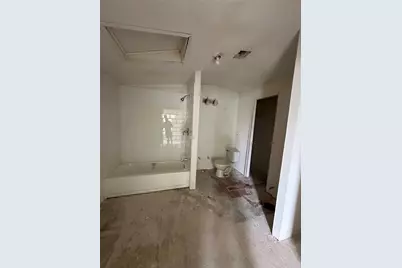 320 4th Street, San Leon, TX 77539 - Photo 10