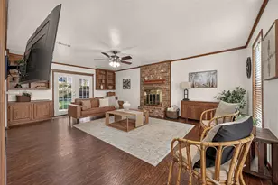 9 Arlington St, Conroe, TX 77301 - Photo 8