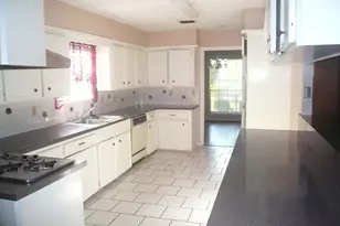 9402 Meaux Dr, Houston, TX 77031 - Photo 4