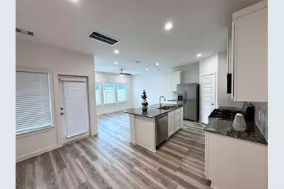 2824 Lisburn Terrace Lane, Houston, TX 77051 - Photo 6