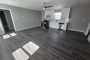 9806 Fillmore St, Houston, TX 77029 - Photo 6