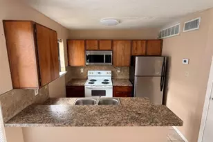 7901 Cambridge St, Houston, TX 77054 - Photo 2